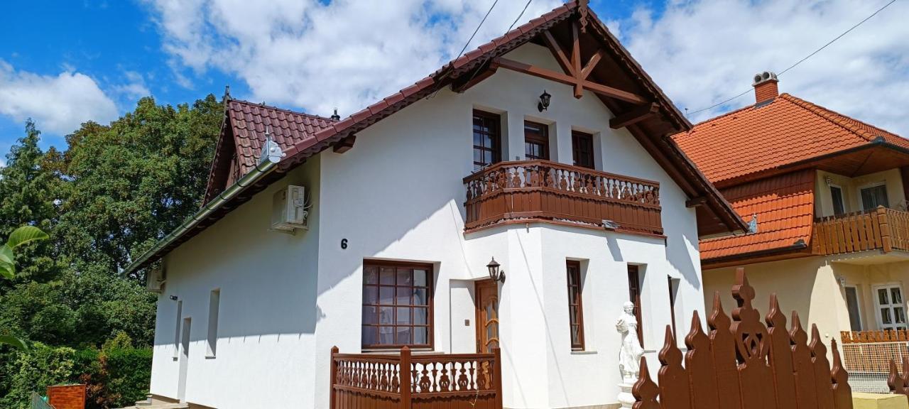 Rozsa Apartman Zalakaros Apartment Luaran gambar