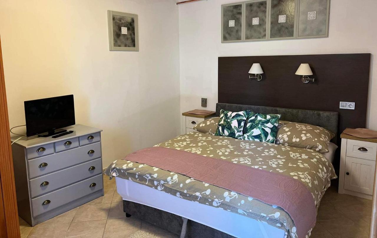 Rozsa Apartman Zalakaros Apartment Luaran gambar