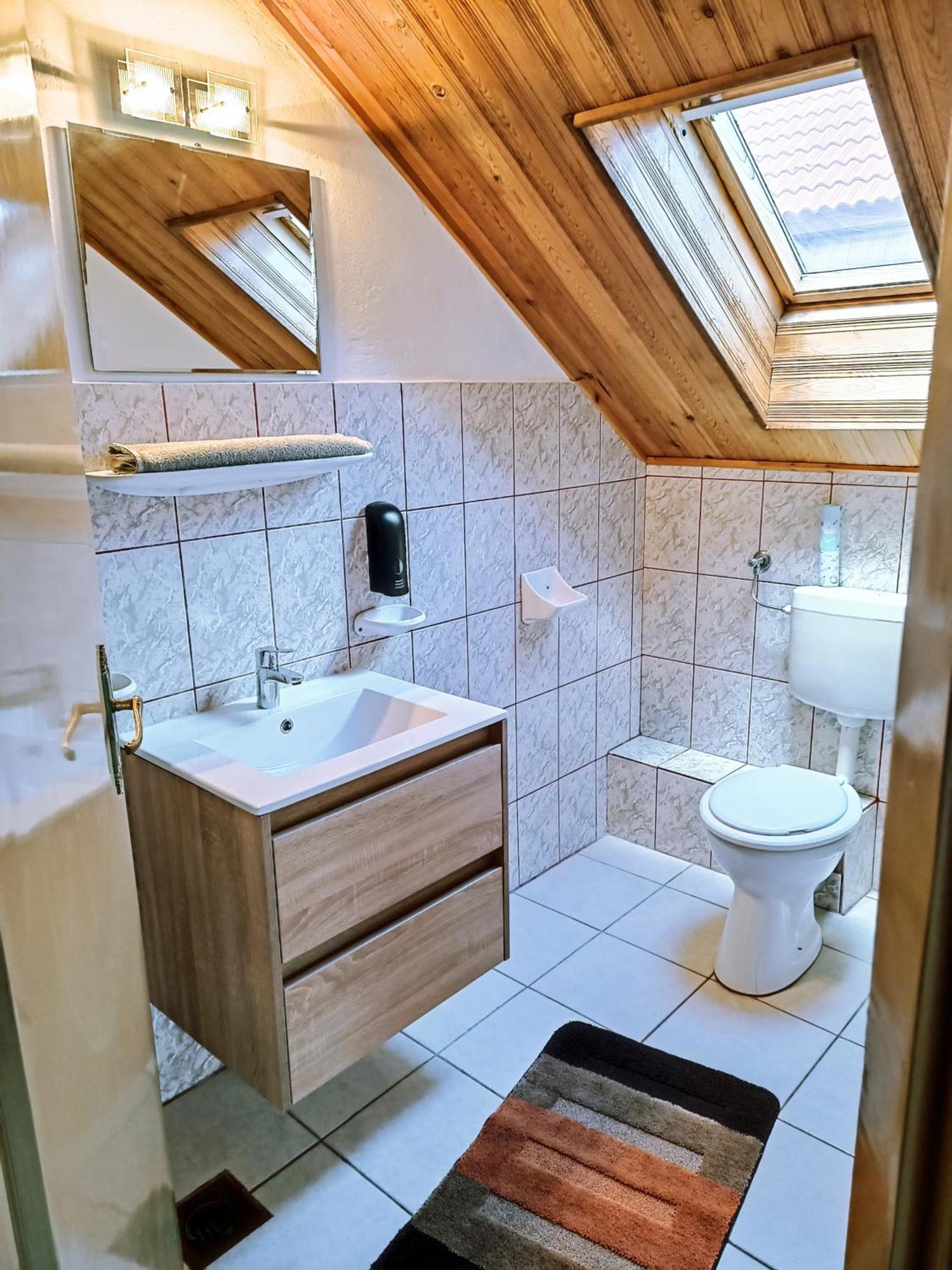 Rozsa Apartman Zalakaros Apartment Luaran gambar